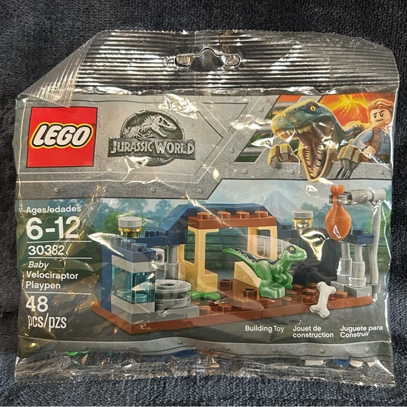 LEGO - Jurassic World: Baby Velociraptor Playpen - 30382 - Picture 1 of 8